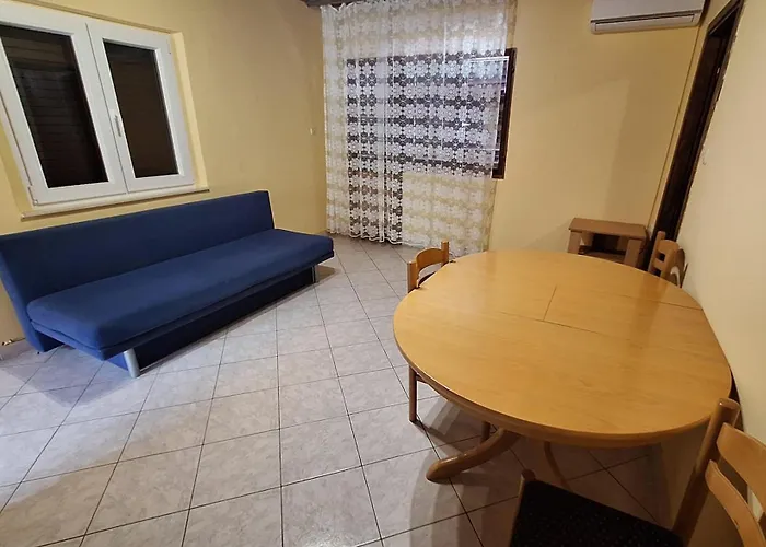 Private And Appartamento Brna