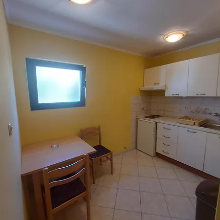 Apartment Private And Brna